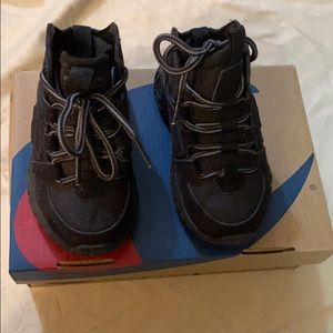 Toddler sneakers